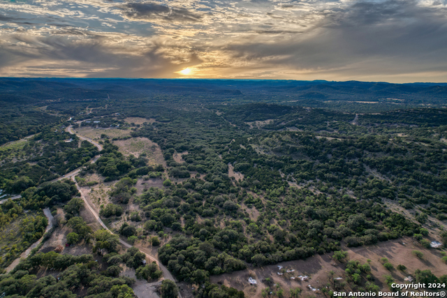 Image 44 of 50 For 7802 Ranch Road 1051