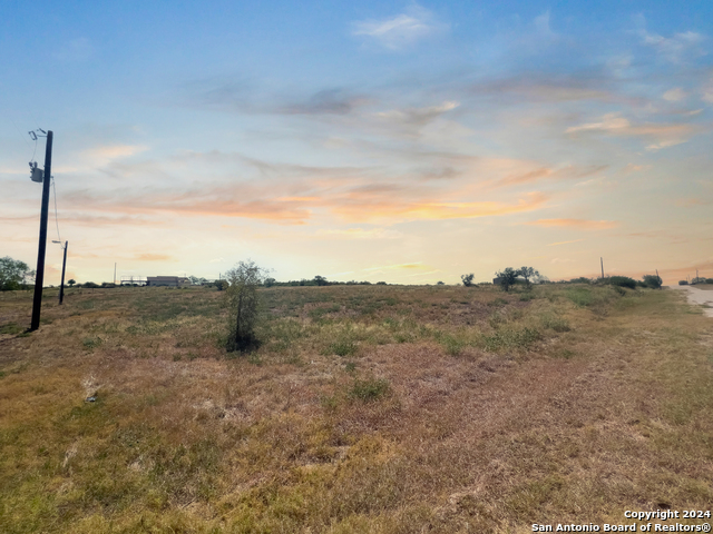 Details for 150 County Road 2665, Devine, TX 78016