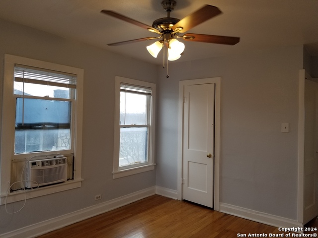 Listing photo id 12 for 218 Claremont Ave  3