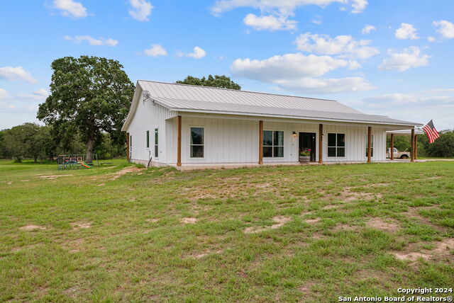 Details for 108 Santa Gertrudis Dr, Sutherland Springs, TX 78161