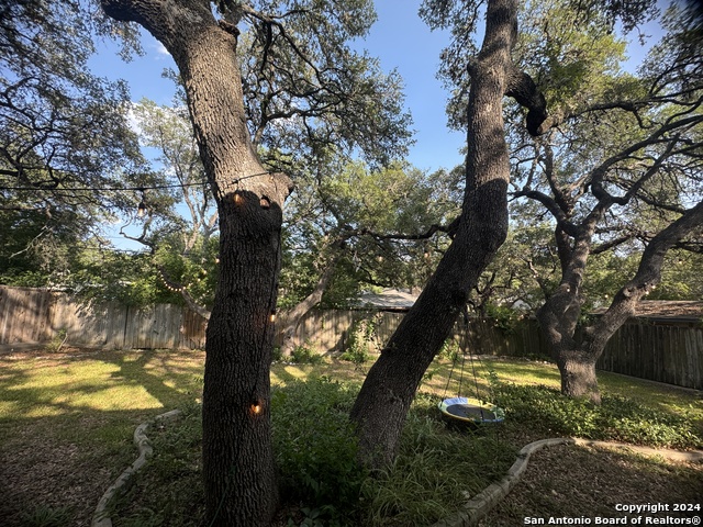 Image 35 of 38 For 10910 Cedar Elm