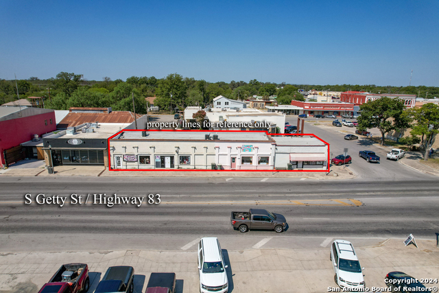 Listing photo id 0 for 111 Getty S