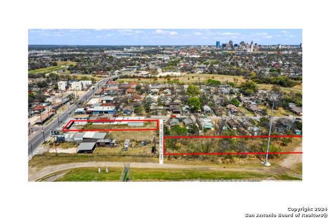 Image 8 of 10 For 2800 S Flores St