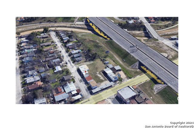 Image 9 of 10 For 2800 S Flores St