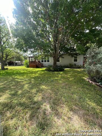 Listing photo id 0 for 14 Jitterbug Rd