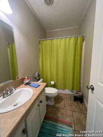 Listing photo id 5 for 14 Jitterbug Rd