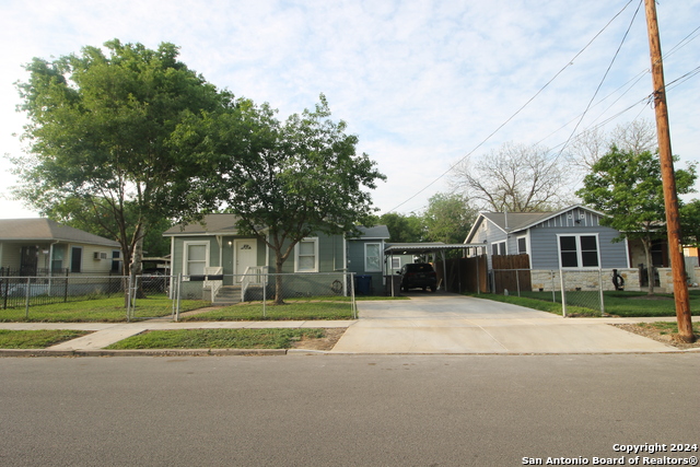 Details for 211 Dickson Ave E Front, San Antonio, TX 78214