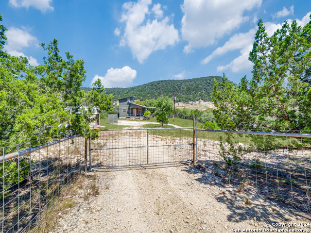 Details for 3695 Rio Hondo Rd, Tarpley, TX 78883