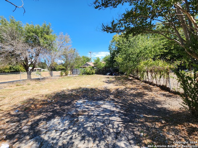 Details for 217 Henry St, San Antonio, TX 78207