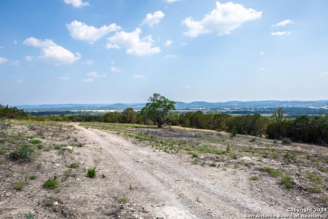 Listing photo id 21 for 445 Dark Sky Path