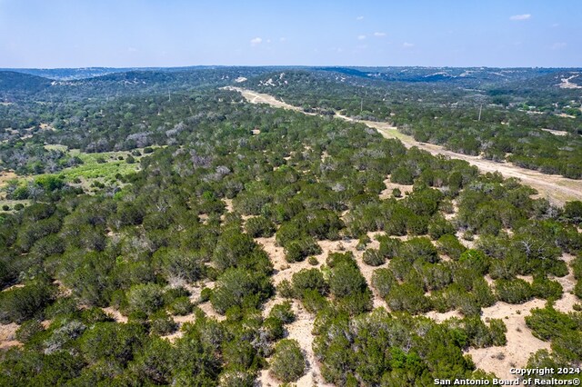 Listing photo id 29 for 445 Dark Sky Path