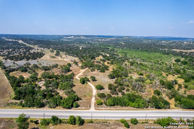 Listing photo id 2 for 445 Dark Sky Path