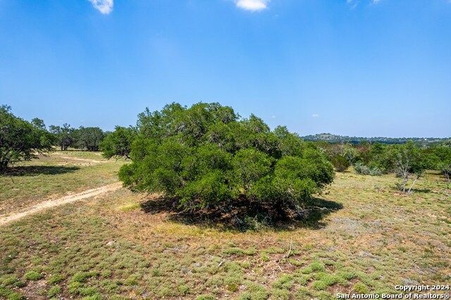 Listing photo id 9 for 333 Dark Sky Path