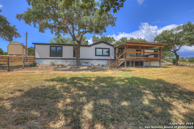 Details for 340 Sir Winston Dr, Canyon Lake, TX 78133