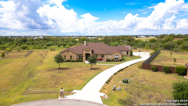 Details for 222 Sienna Woods, Marion, TX 78124