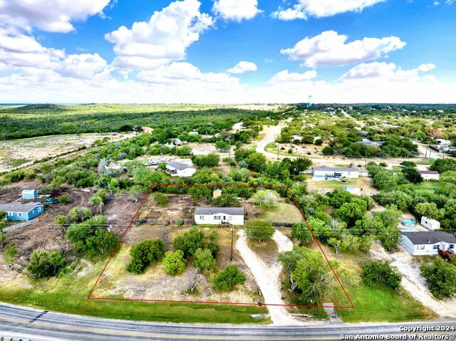 Details for 1384 Fm 1343, Castroville, TX 78009