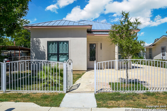 Image 1 of 20 For 623 N. San Bernardo