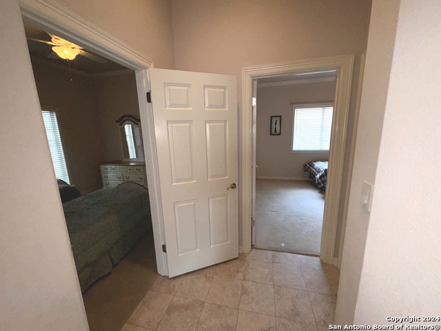 Listing photo id 12 for 11 Campden Cir