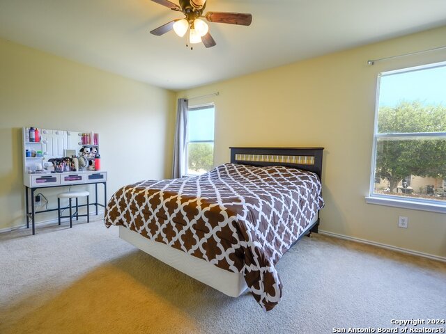 Listing photo id 14 for 1722 Barking Wolf