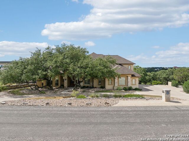 Listing photo id 11 for 25826 Echo Mountain