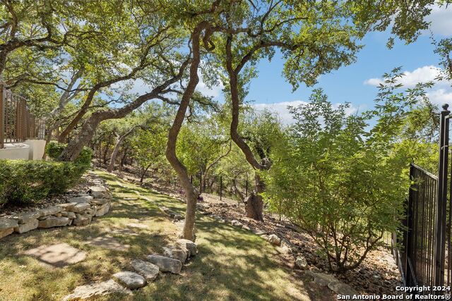 Listing photo id 29 for 25826 Echo Mountain