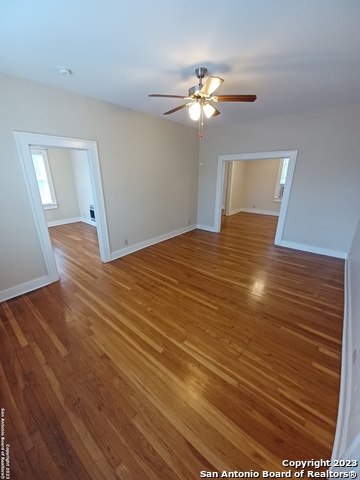 Image 2 of 22 For 133 Magnolia Ave W 8