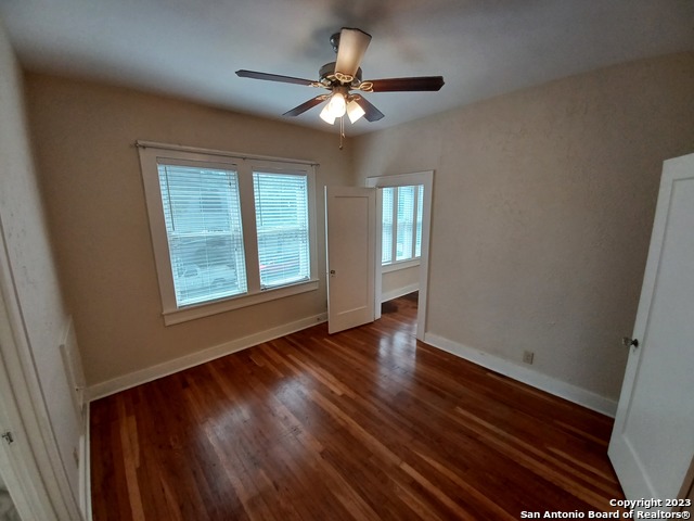 Image 8 of 22 For 133 Magnolia Ave W 8