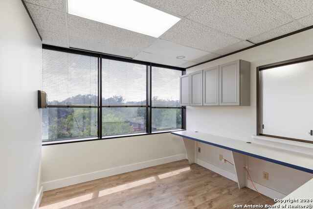 Listing photo id 9 for 2040 Babcock Rd 406