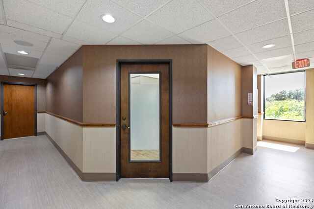 Listing photo id 5 for 2040 Babcock Rd 406