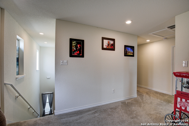 Image 22 of 41 For 218 Pleasanton Cir