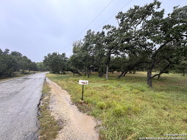 Image 7 of 9 For 1220 Lakeside Dr