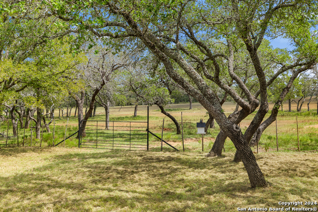 Image 17 of 34 For 2631 Us Highway 281