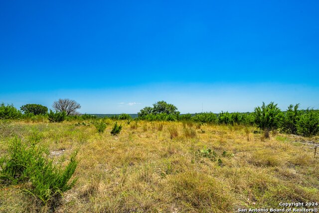 Listing photo id 9 for 4754 Goat Creek Rd