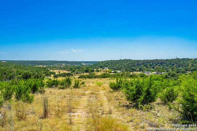 Listing photo id 6 for 4754 Goat Creek Rd