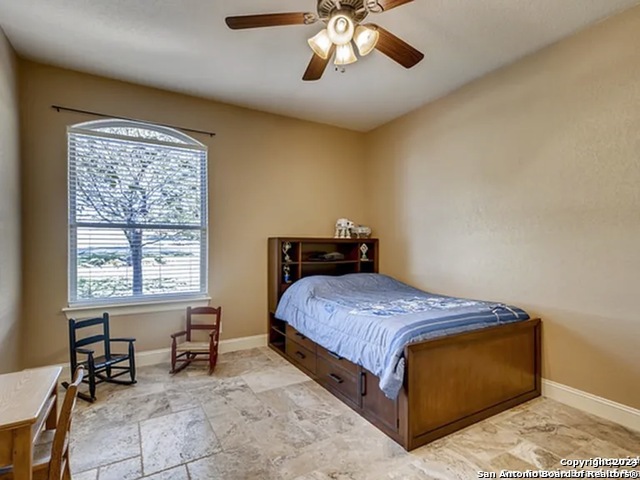 Image 8 of 11 For 2062 Comal Springs