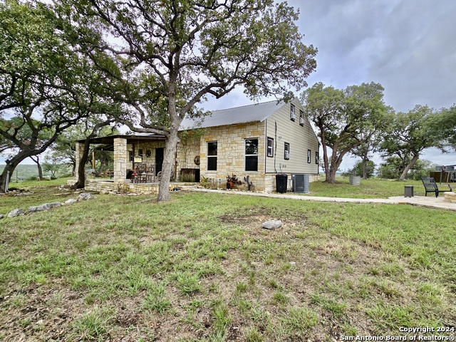 Details for 1490 Harper Ranch Rd, Leakey, TX 78873