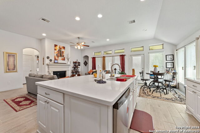 Image 13 of 43 For 9711 Innes Pl