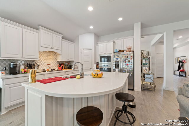 Image 17 of 43 For 9711 Innes Pl