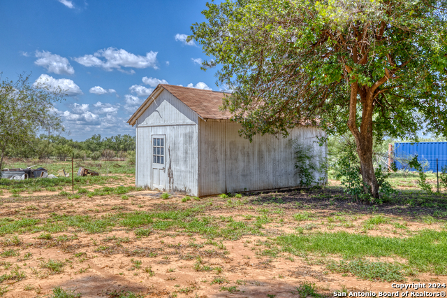 Listing photo id 29 for 3701 Us Highway 83 N