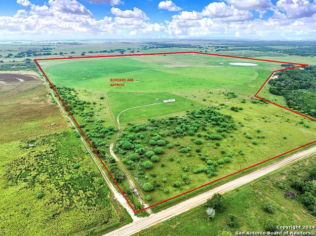 Details for 562 County Road 205, Floresville, TX 78114