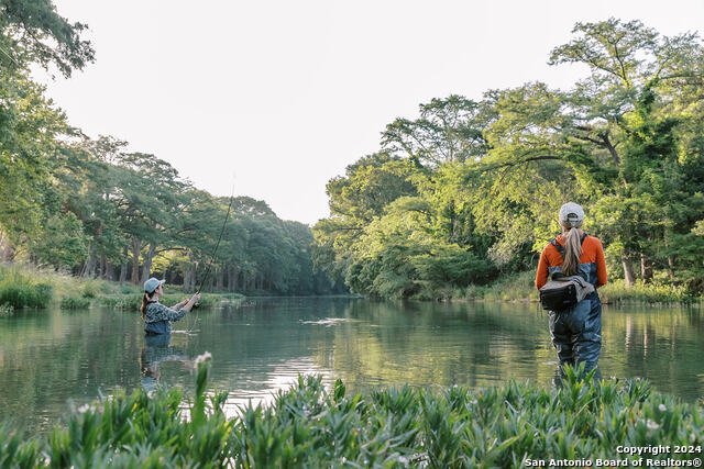 Image 2 of 33 For 9a Rivers Edge At Gruene