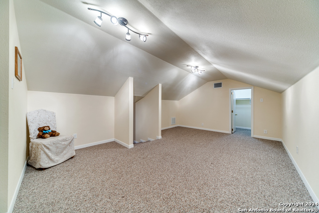 Listing photo id 20 for 142 Spyglass Rd