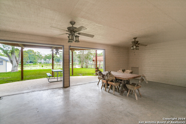 Listing photo id 26 for 142 Spyglass Rd