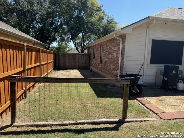 Listing photo id 2 for 1238 Sugar Land