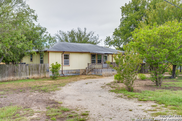 Details for 515 County Road 3821, San Antonio, TX 78253