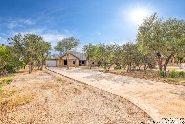 Image 8 of 45 For 822 Mountain Valley