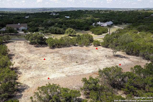 Listing photo id 13 for 570 Ranch Rim Dr W