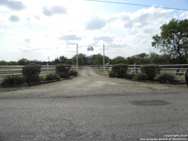 Image 1 of 40 For 263 County Road 4643