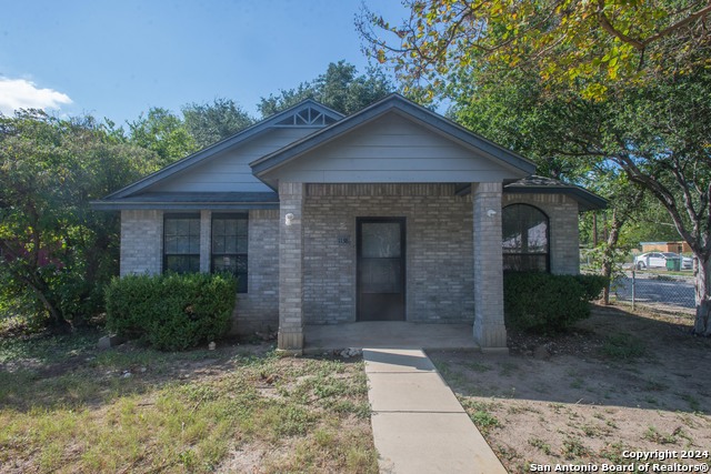 Details for 1138 Hutchins Pl W, San Antonio, TX 78221