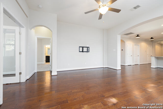 Image 10 of 23 For 8004 Cibolo Vly